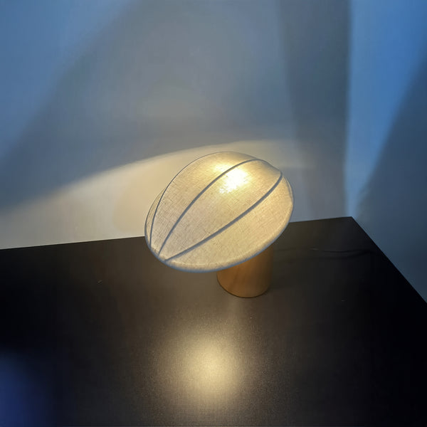 Natürliche Massivholzlampe – Organisches Design mit Leinenschirm