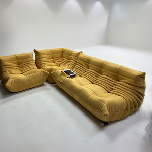 Modernes 3-Sitzer-Relaxsofa aus luxuriösem Stoff – Skulpturales Design und außergewöhnlicher Komfort